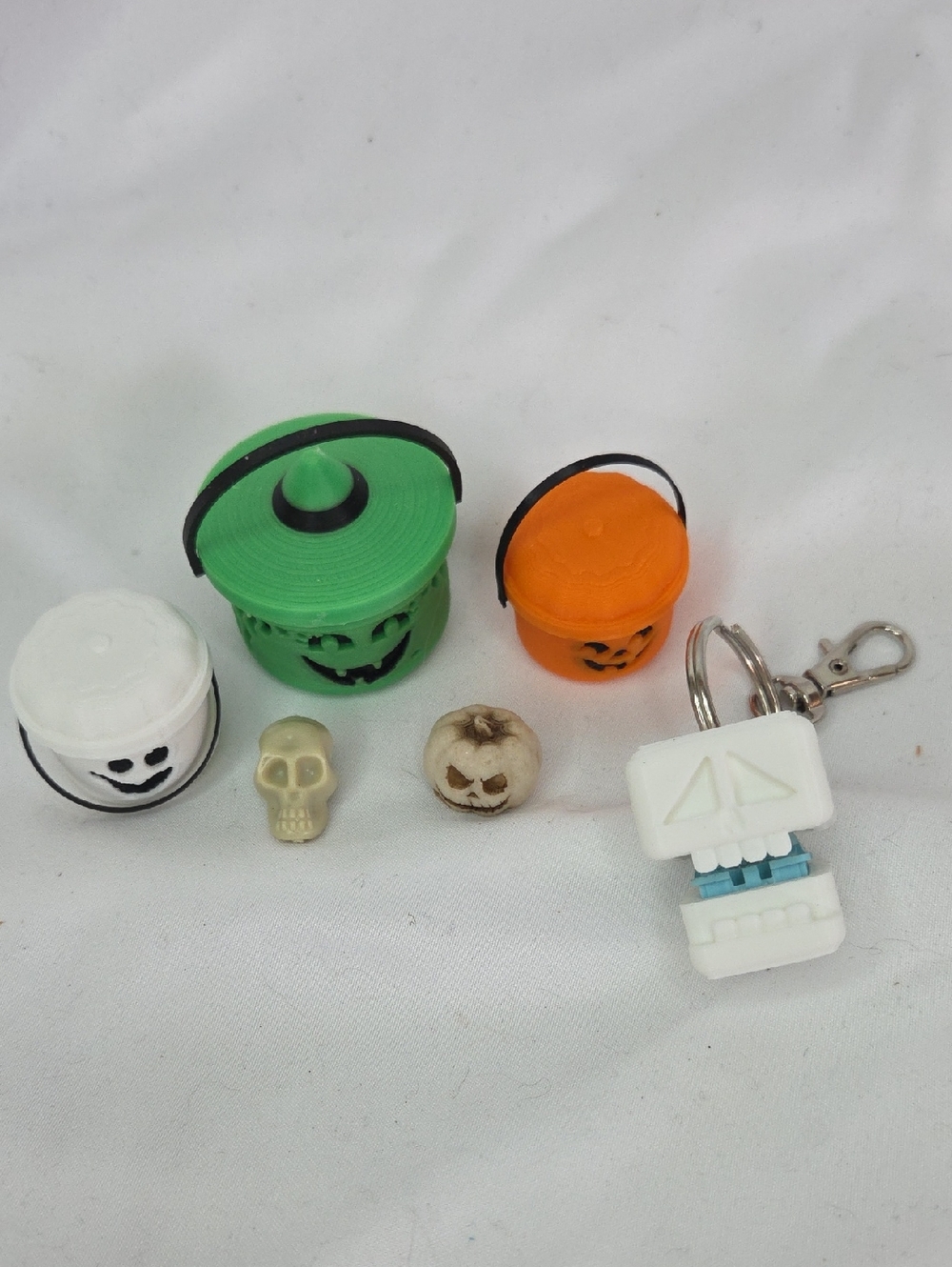 Doll House Mini McDonalds Halloween Buckets Jackolanterns Skull Keychain 3Dprint